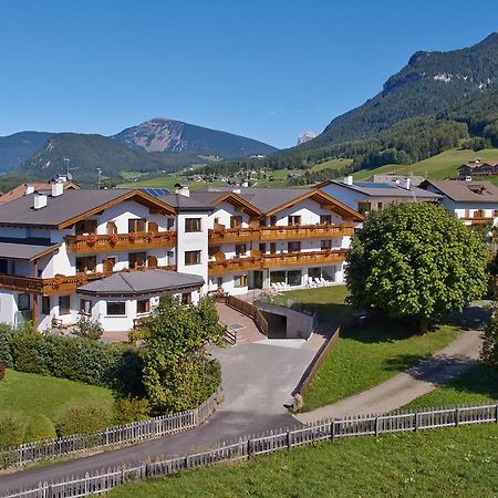 Residence Viktoria カステルロット エクステリア 写真