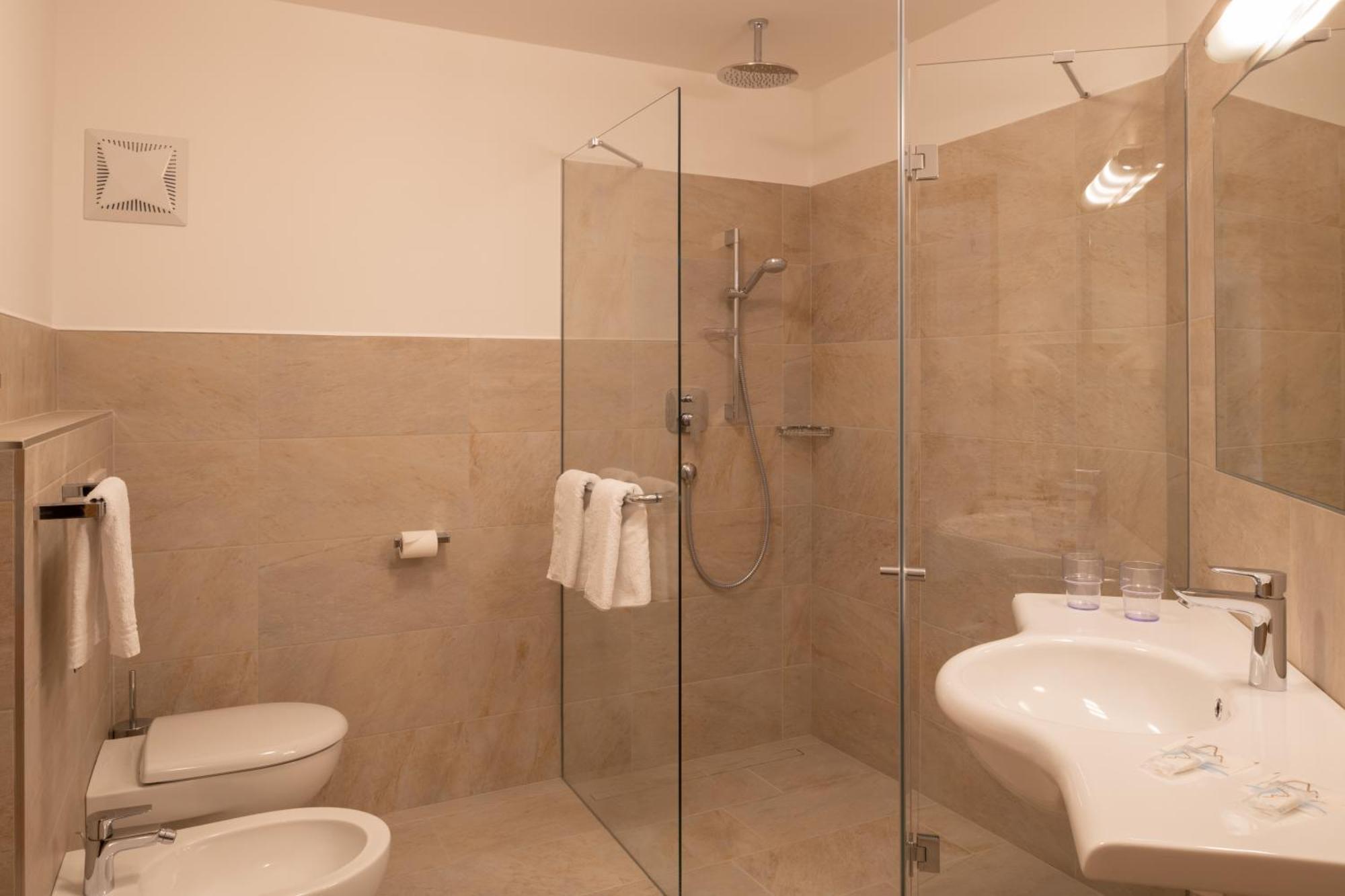 Residence Viktoria カステルロット エクステリア 写真